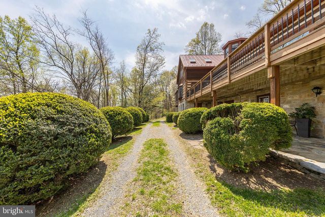 1460 PITCOCK LN, Winchester, VA 22602