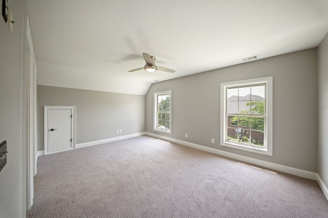 1019 Kidron Way, Hendersonville, TN 37075
