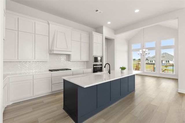 2613 Lee Street, Burleson, TX 76028