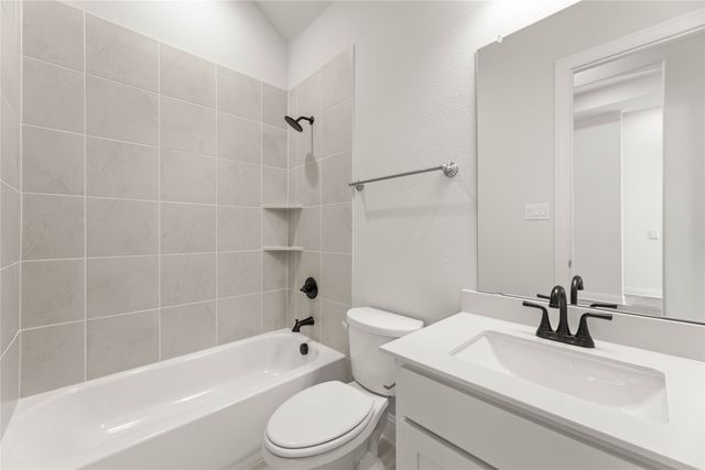 2613 Lee Street, Burleson, TX 76028