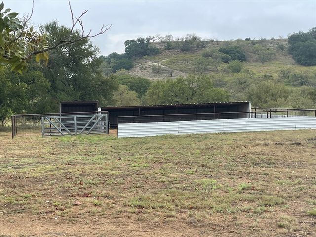 60 CR 304, Goldthwaite, TX 76844