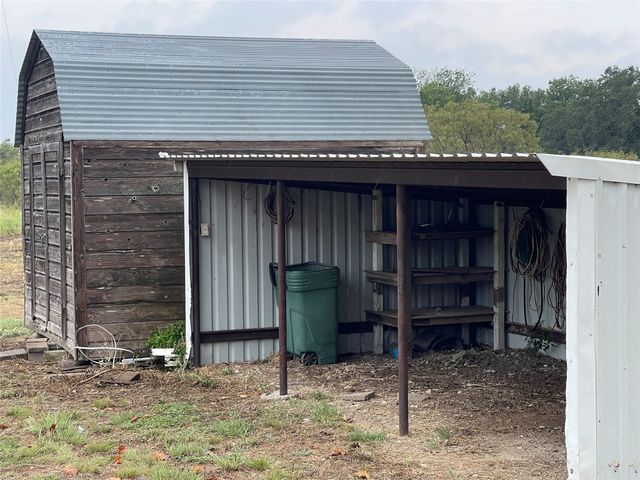 60 CR 304, Goldthwaite, TX 76844