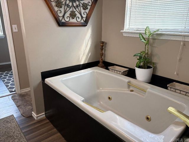 8910 Peters Road, Cabot, AR 72023