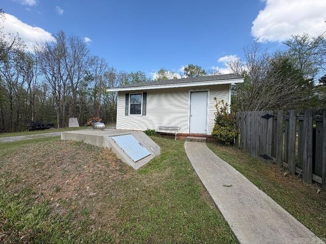 8910 Peters Road, Cabot, AR 72023