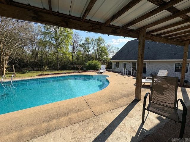 8910 Peters Road, Cabot, AR 72023