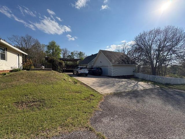 8910 Peters Road, Cabot, AR 72023