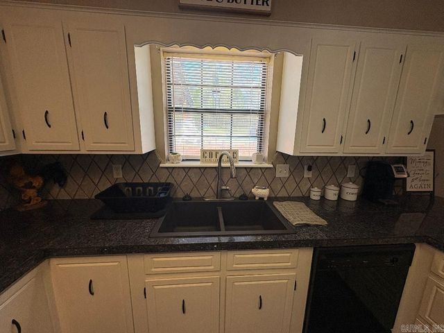 8910 Peters Road, Cabot, AR 72023