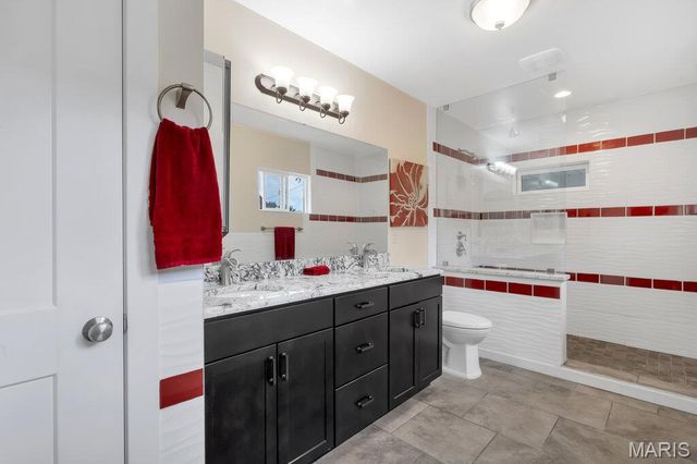 631 Clover Lane, Crestwood, MO 63126