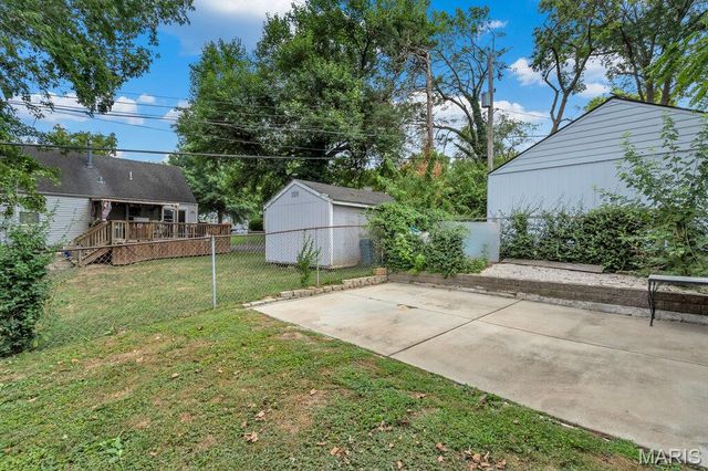 631 Clover Lane, Crestwood, MO 63126