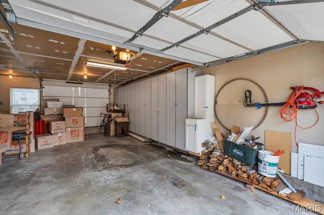 631 Clover Lane, Crestwood, MO 63126
