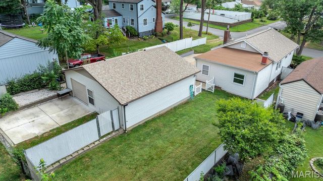 631 Clover Lane, Crestwood, MO 63126