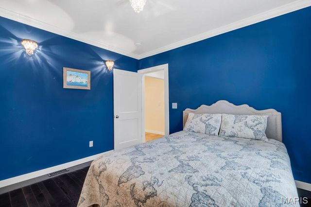 631 Clover Lane, Crestwood, MO 63126