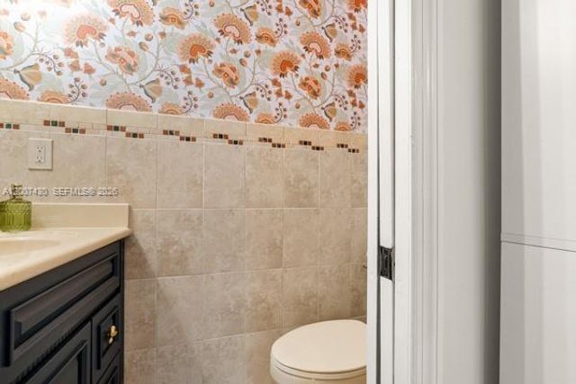 14544 SW 76th St, Miami, FL 33183