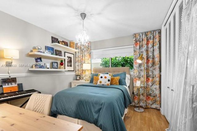 14544 SW 76th St, Miami, FL 33183