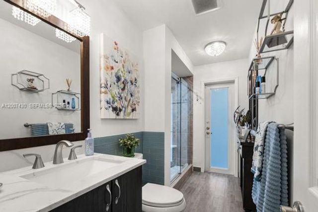 14544 SW 76th St, Miami, FL 33183