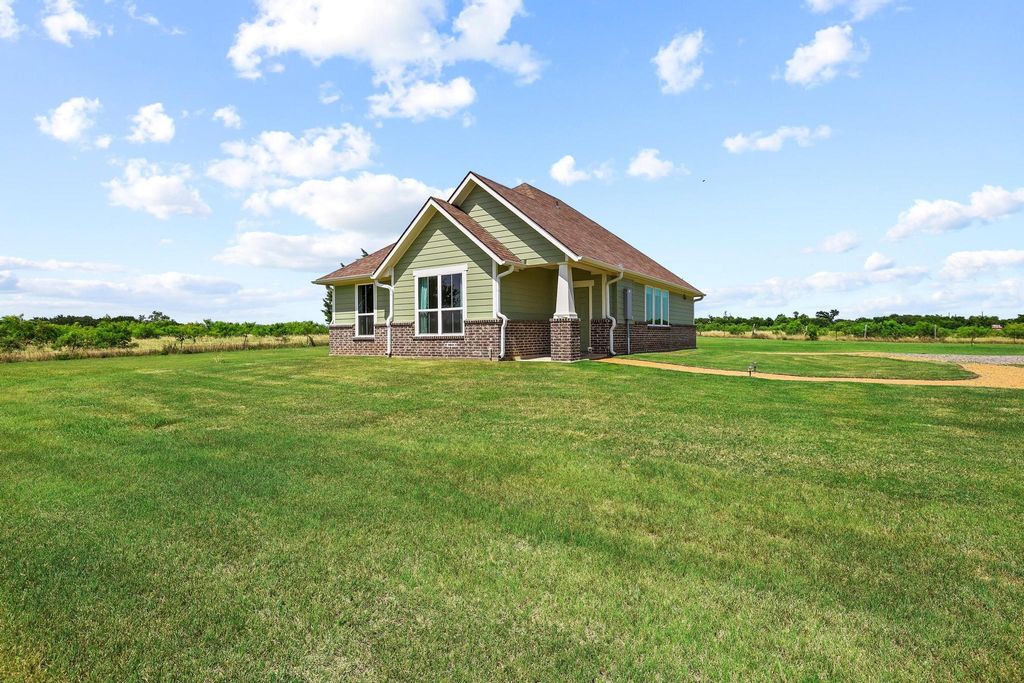 355 Little Elm Creek Road, Gunter, TX 75058