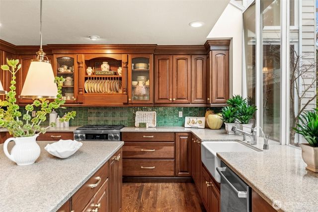 12921 53rd Avenue NW, Gig Harbor, WA 98332