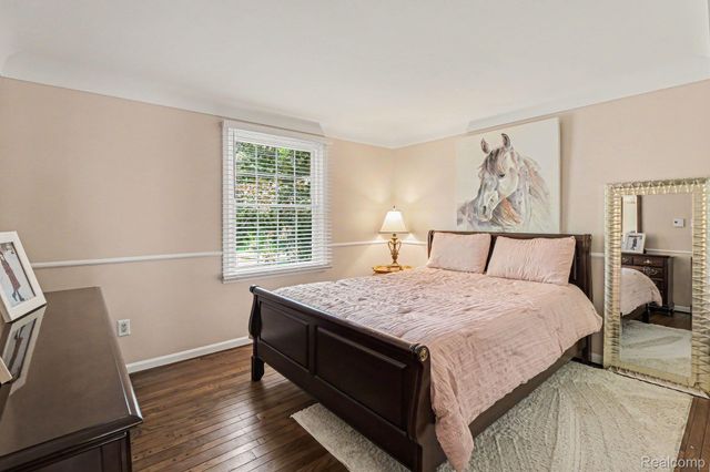 9100 Pine Knob Road, Independence Charter Township, MI 48348