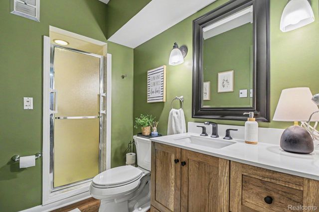9100 Pine Knob Road, Independence Charter Township, MI 48348