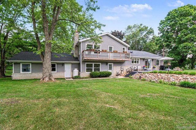 9100 Pine Knob Road, Independence Charter Township, MI 48348