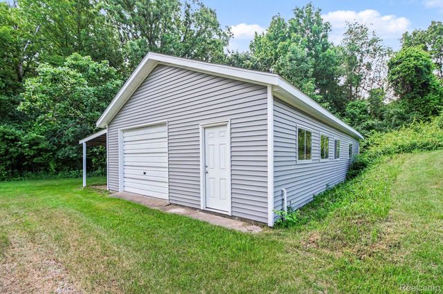 9100 Pine Knob Road, Independence Charter Township, MI 48348