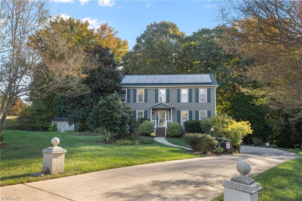 1412 Apple Cross Court, Kernersville, NC 27284