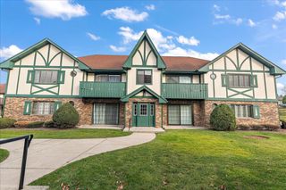 8058 Autobahn Drive 202, Palos Park, IL 60464