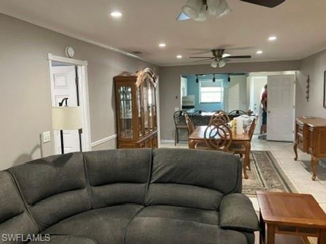 6925 Par WAY, Fort Myers, FL 33919