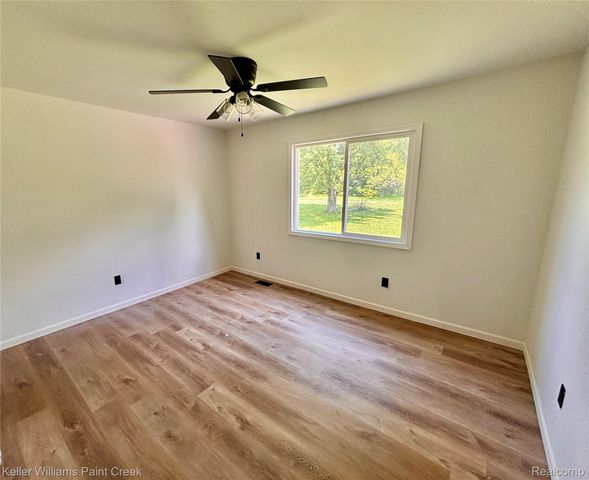 5143 Todd Street, Grand Blanc Charter Township, MI 48439