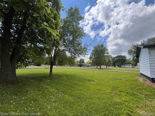 5143 Todd Street, Grand Blanc Charter Township, MI 48439
