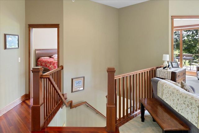4294 Windwood Way, Minnetonka, MN 55345