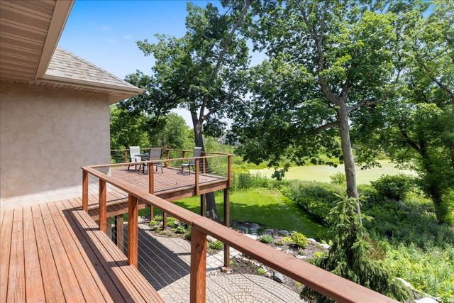 4294 Windwood Way, Minnetonka, MN 55345