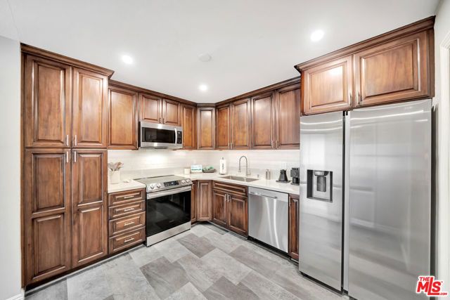 125 N Allen Avenue 115, Pasadena, CA 91106