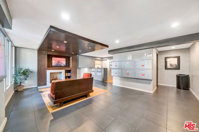 125 N Allen Avenue 115, Pasadena, CA 91106