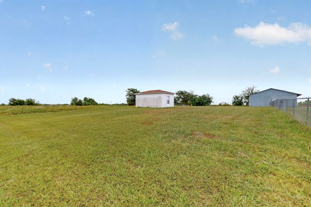 8487 County Road 308, Terrell, TX 75161