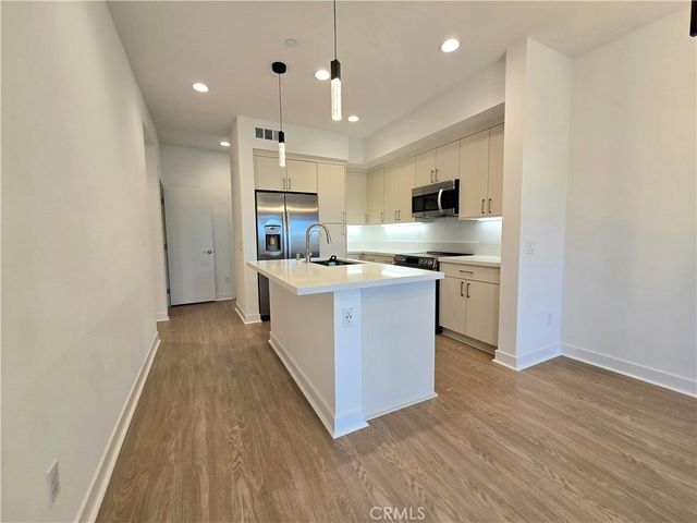 18 E Sunset, Long Beach, CA 90805