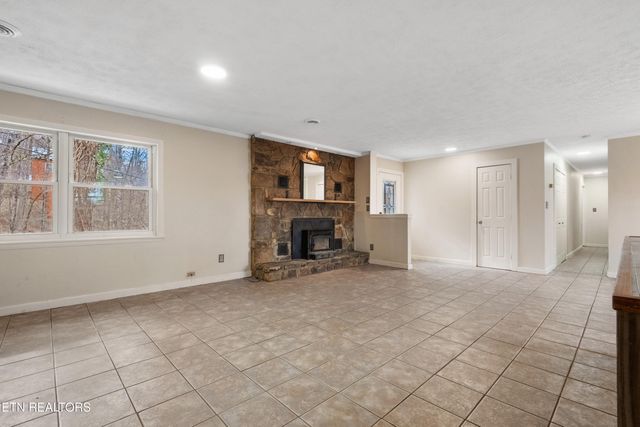 335 Buena Vista Dr Drive, Sevierville, TN 37876