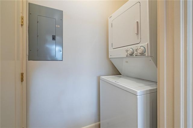 1717 N Decatur Road NE 219, Atlanta, GA 30307