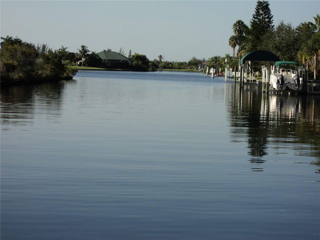 15747 VISCOUNT CIRCLE, Port Charlotte, FL 33981