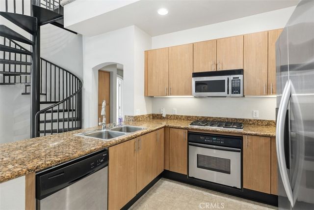 525 11th 1507, San Diego, CA 92101