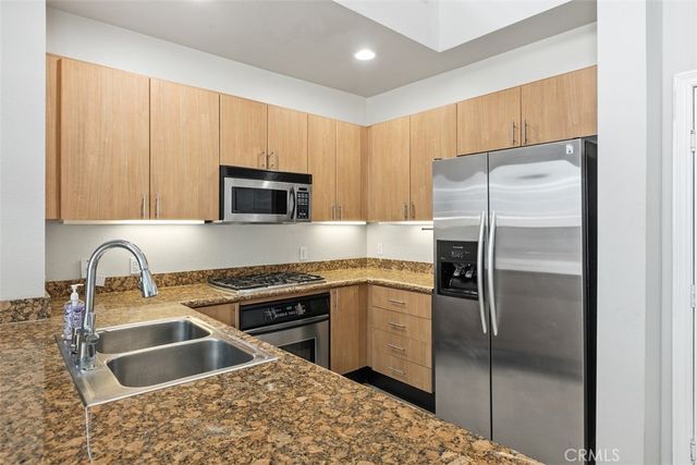 525 11th 1507, San Diego, CA 92101