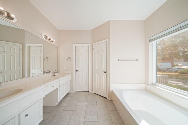 16322 Drystone Lane, Houston, TX 77095