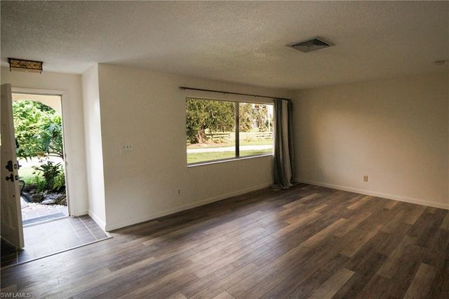 1821 Sunset TRL, Alva, FL 33920