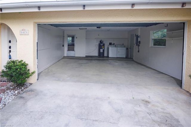 1821 Sunset TRL, Alva, FL 33920