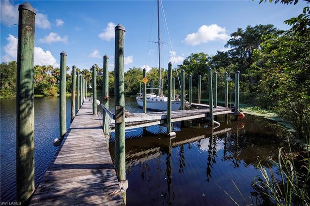 1821 Sunset TRL, Alva, FL 33920