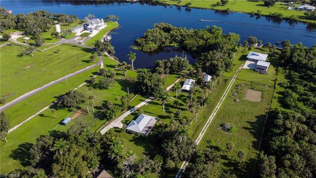 1821 Sunset TRL, Alva, FL 33920