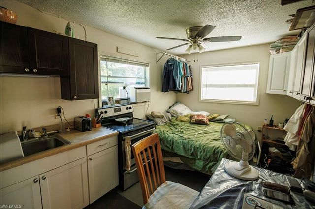 1821 Sunset TRL, Alva, FL 33920