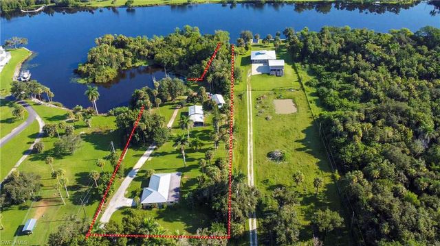 1821 Sunset TRL, Alva, FL 33920