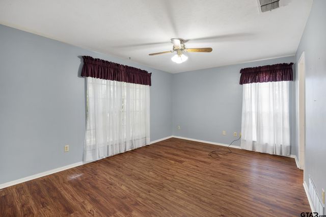 126 Hideaway Lane East, Hideaway, TX 75771