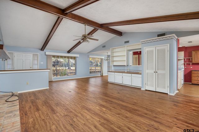 126 Hideaway Lane East, Hideaway, TX 75771